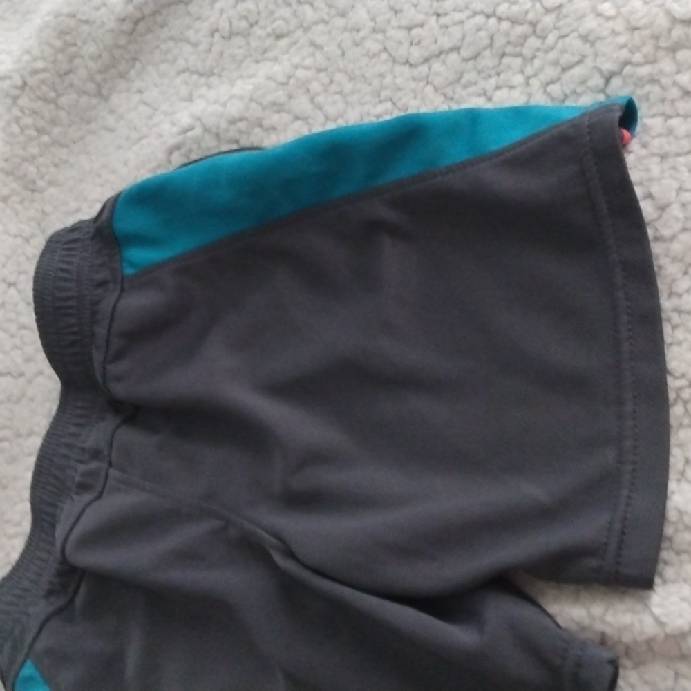 Fila Boy's Athletic Shorts - Picture 9 of 10